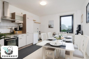 Einfach aber sehr komfortabel - Wohnung für 6 Personen - 2xWC - Grupen, Messe, Monteure, Studenten - Voll ausgestattet - 6 Betten 140x200cm hochwertig, 3 Smart-TV 55 Zoll Netflix, 1000 Mbit WLAN, voll